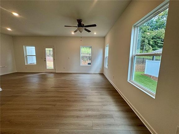 4th image of 5309 Frontier Court Dr