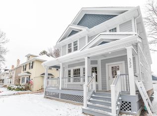 332 N Myrtle Ave, Elmhurst, IL