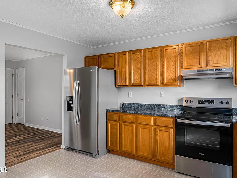 133 Paynetown Rd — Photo 15
