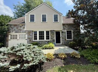 971 W Conestoga Rd, Berwyn, PA 19312