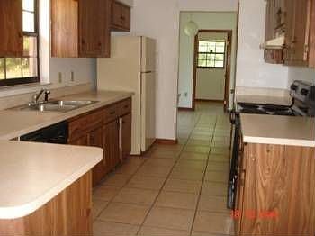 5th image of 214 Marion Oaks Trl