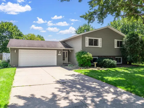 8016 Camden Ave N, Brooklyn Park, MN 55444