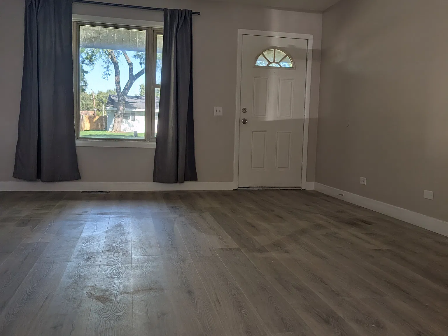 4 bed, 1162 sqft, $2,850 — Photo 3