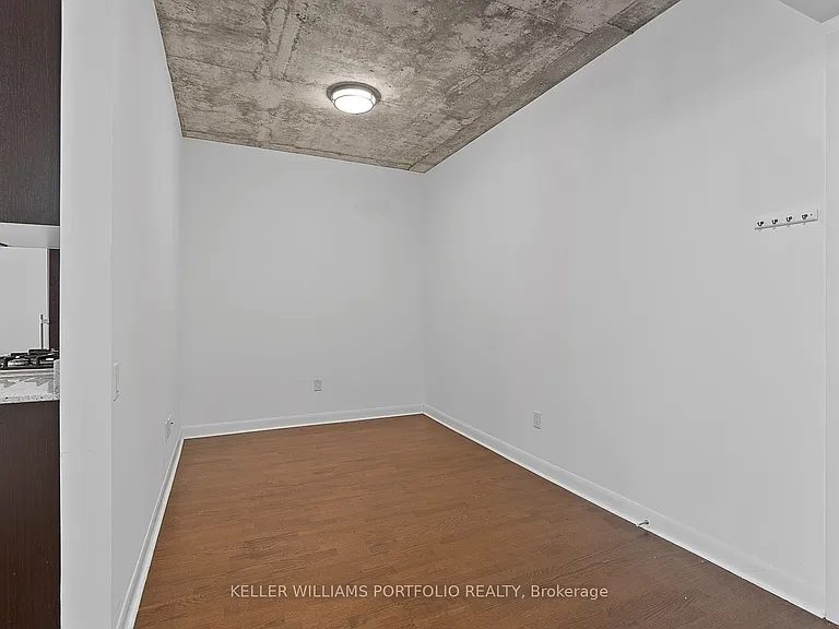 375 King St W #1805 — Photo 6