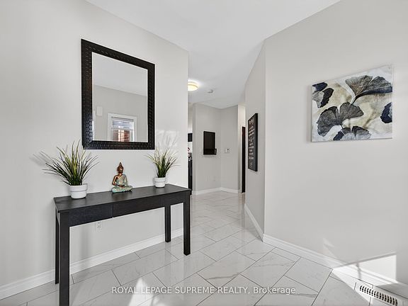 3rd image of 78 Stevenson St