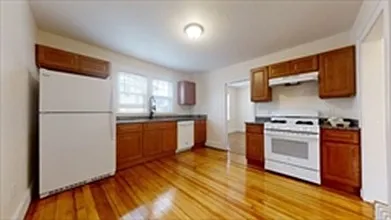 2 bed, 1050 sqft, $2,700 — Photo 2