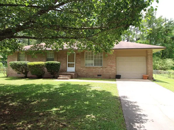 1032 Marian Ln, Sumter, SC 29153