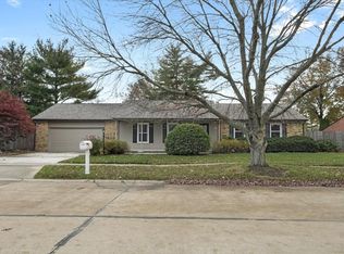 307 Floral Park Dr, Savoy, IL