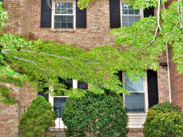 1133 N Broom St, Wilmington, DE 19806