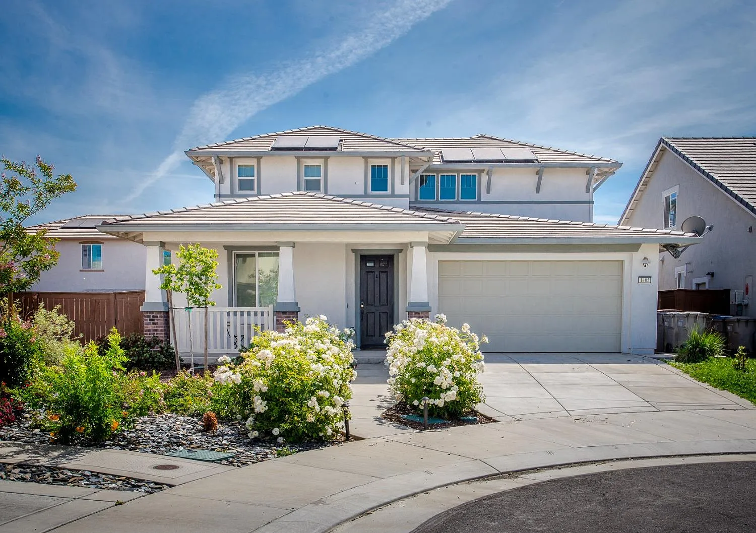 1405 Roth Pl photo 1