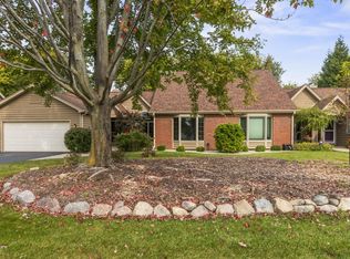 N19W26672 Milkweed Ln UNIT A, Pewaukee, WI 53072