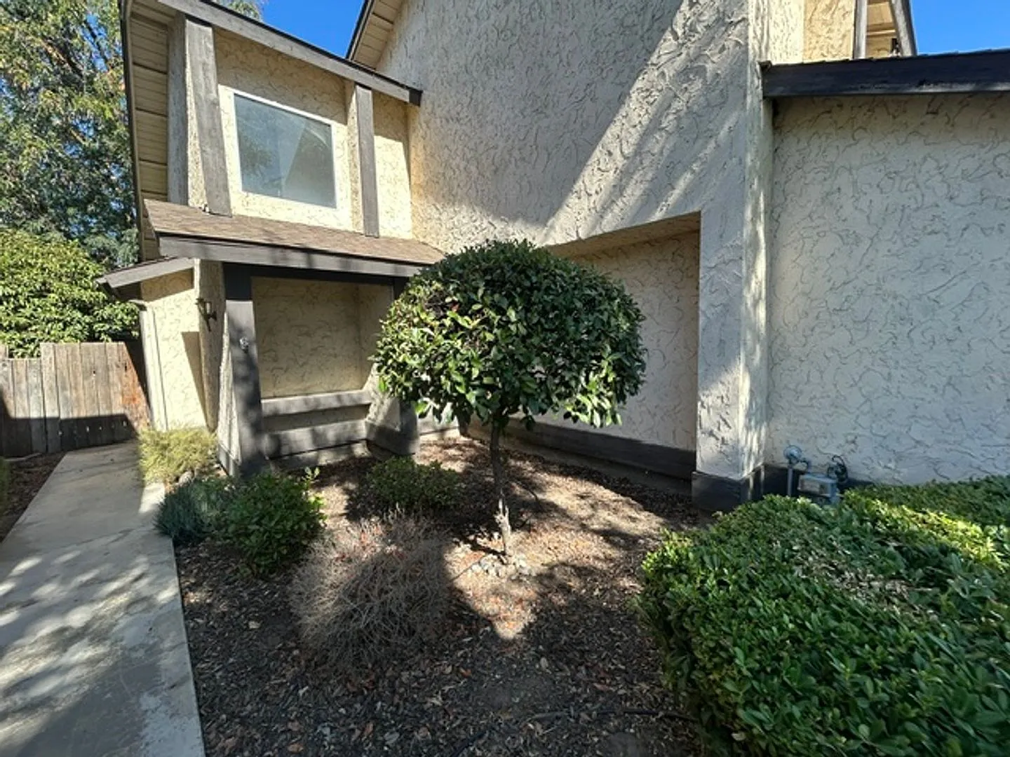 2411 N. Bradley — Photo 2