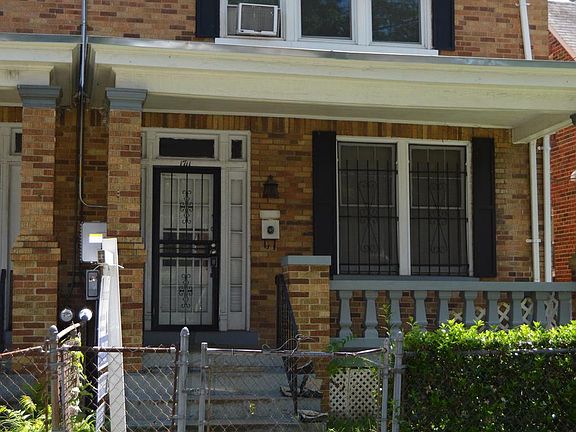 3rd image of 1711 Minnesota Ave SE