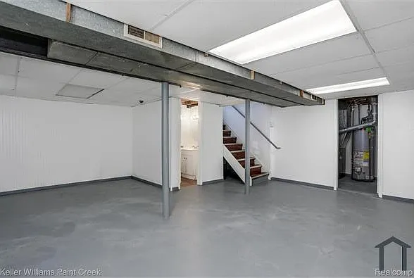 8278 Chalmers Ave — Photo 12