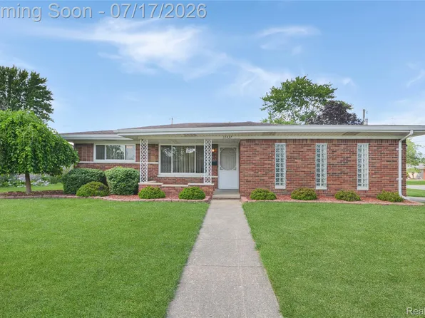 12437 De Grove Dr, Sterling Heights, MI 48312