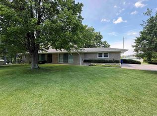 10244 Schnapf Ln, Newburgh, IN 47630