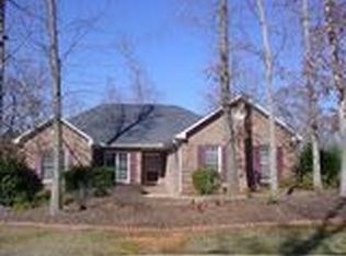 145 Meadow Creek Ln, Athens, GA 30605