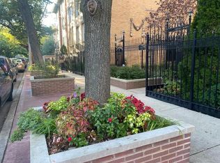 846 W Ainslie St, Chicago, IL 60640