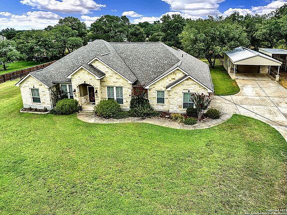 2nd image of 108 DIAMOND VIEW DR