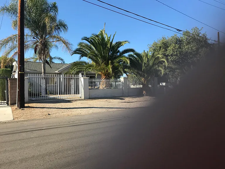 5111 Avenida Oriente — Photo 10