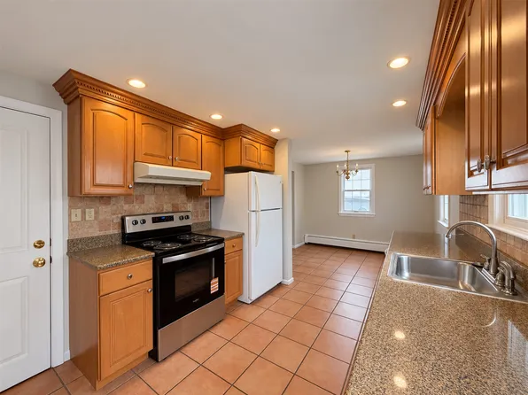 90 North St, Somerville, MA 02144