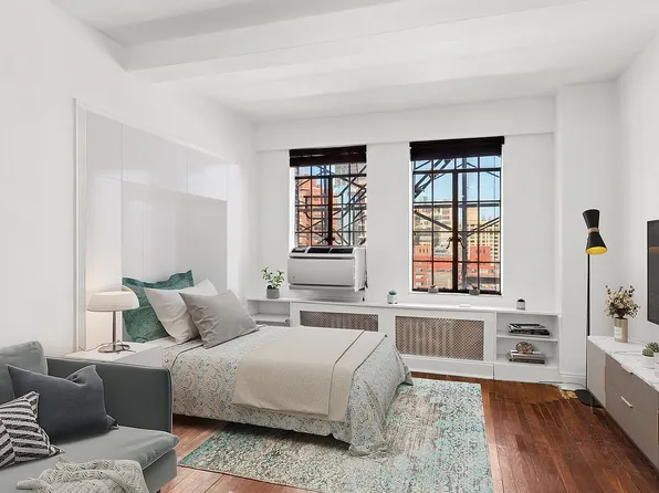 320 E 42nd St APT 2505, Manhattan, NY 10017