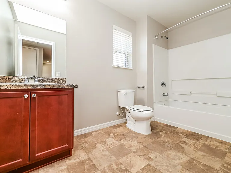 10635 Laguna Plains Dr — Photo 16