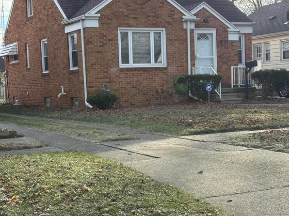 2555 Castleton Ave, Toledo, OH 43613