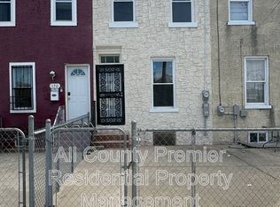 118 Vine St, Camden, NJ 08102