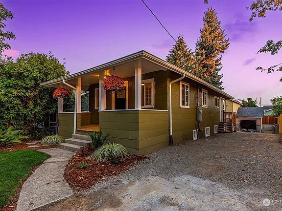 New exterior paint with newer composition roof>