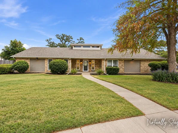 200 Lansford Dr, Benbrook, TX 76126