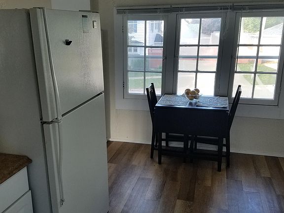 3rd image of 404B Lafayette St #1