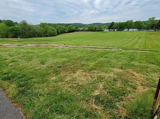 889 Matlock Bend Rd, Loudon, TN 37774