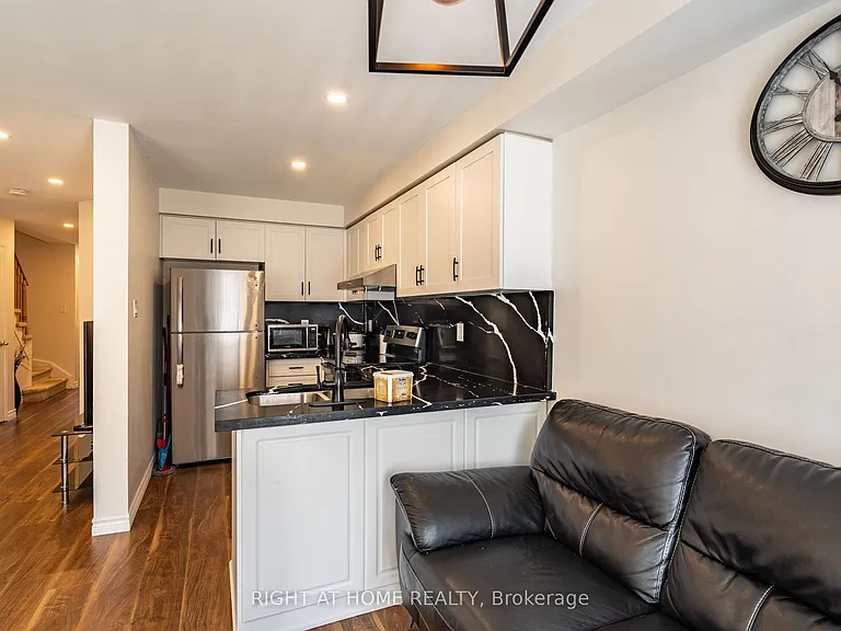 3974 Discovery Ct — Photo 20