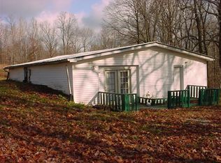 1074 N Corinth Rd, Portland, TN 37148