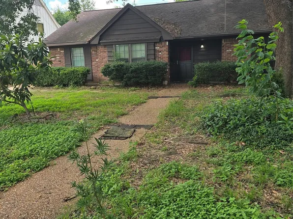 4410 Belle Glade Dr, Houston, TX 77018