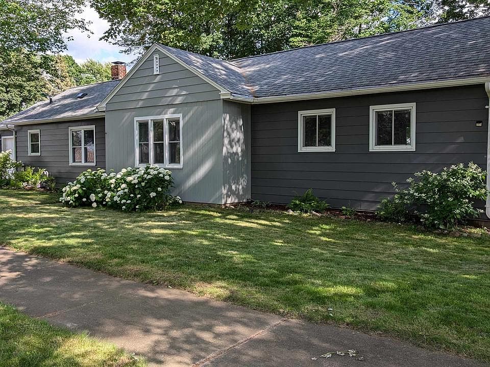 1st image of 901 GREENHILL DRIVE