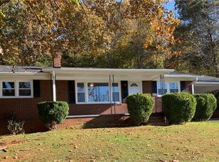 201 Dellwood Dr, Morganton, NC 28655