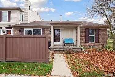 1st image of 41097 Northwind Dr