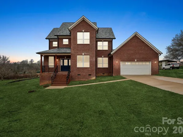 114 Strawberry Ct, Lincolnton, NC 28092