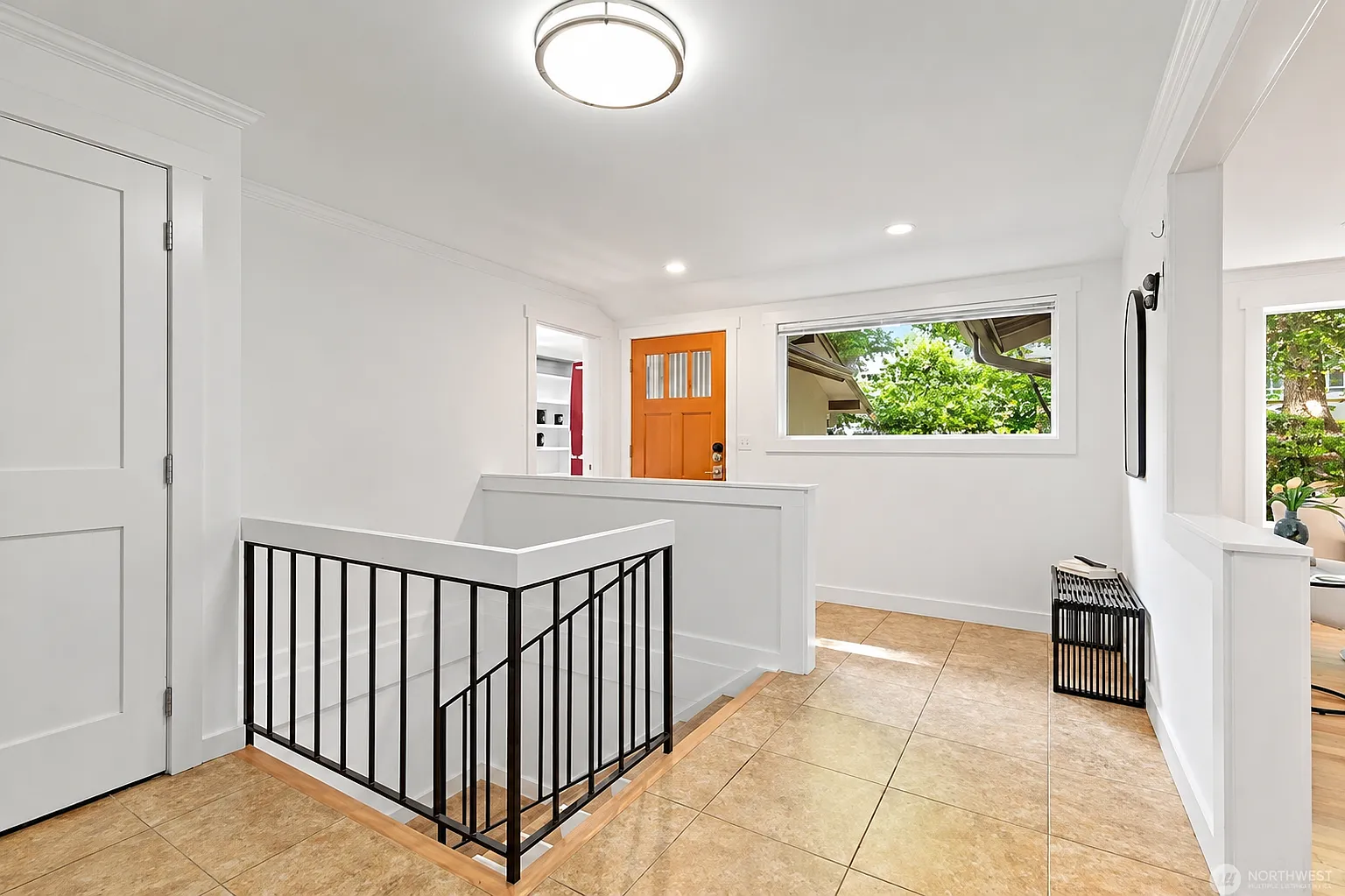 5 bed, 3.5 bath, 3530 sqft, $5,345 — Photo 3