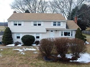 263 Tunxis Ave, Bloomfield, CT 06002