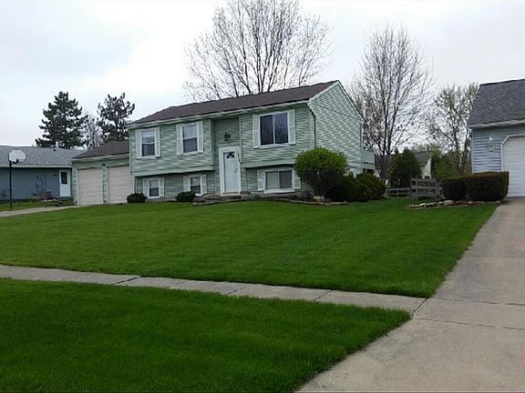 3rd image of 4719 Ledgewood Dr