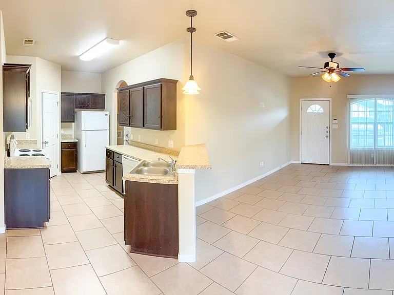 1203 Loyal Ln #A — Photo 4