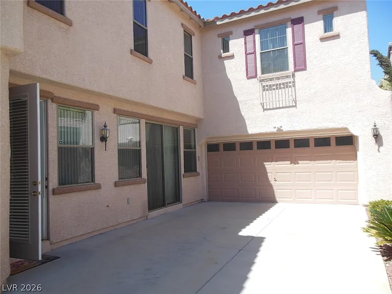 2423 Carnegie Hall St — Photo 25