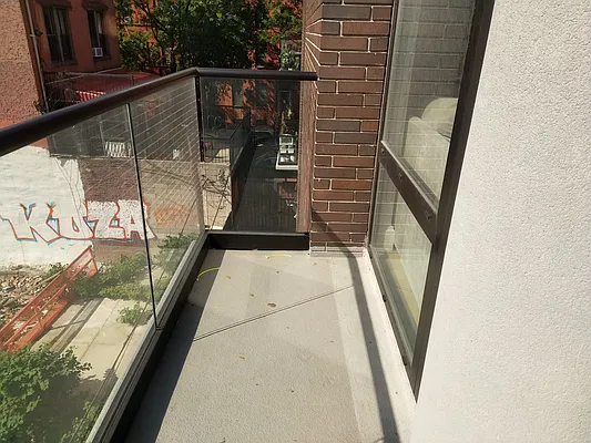 Rented by The KCI Group | media 24