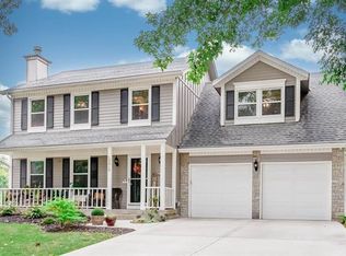 12410 S Acuff Ct, Olathe, KS 66062