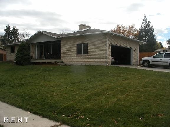 3rd image of 2549 W Blake Dr