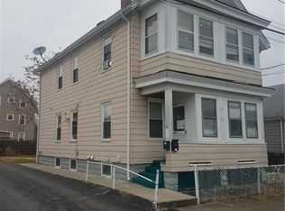 126 Saratoga Ave, Pawtucket, RI 02861