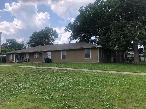 410-416-517-521 12th Locust, Independence, KS 67301